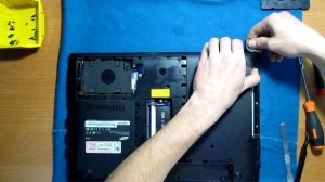 Как разобрать ноутбук Samsung RC 530