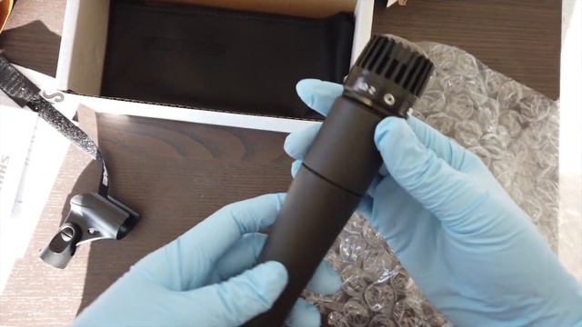 Shure SM57 unboxing 2022 | whats in the box | legendary Cardioid Dynamic mic смотреть онлайн