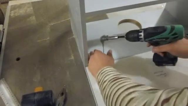 Битодержатель под 90 градусов, Как засверлить труднодоступные места смотреть онлайн