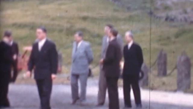 Landsframsýningin á Debesartrøð á ólavsøku í 1952 (Gunnar Gunnarsson) смотреть онлайн