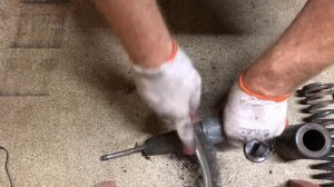 Разборка амортизатора мотороллеров «Муравей», «Турист», «Тулица» и мотоцикла «Тула»