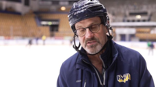 Tommy Samuelsson inför HV71-Södertälje SK смотреть онлайн