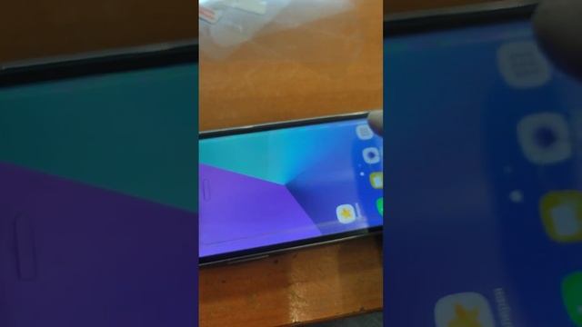 сколько защитных стёкл можно наклеить на Самсунг g532 смотреть онлайн