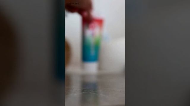 Верните зубам естественный блеск и белизну #зубнаяпаста #пастадлядетей #орифлэймроссия #shortsvideo смотреть онлайн