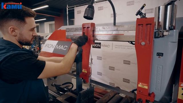 Подробный обзор на полуавтоматический ленточнопильный станок IRONMAC CUT 400x700CSA. ТОП!