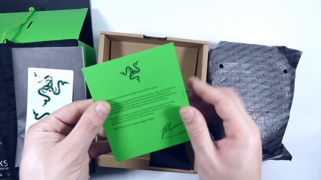 Unboxing | Razer BlackShark V2 X смотреть онлайн