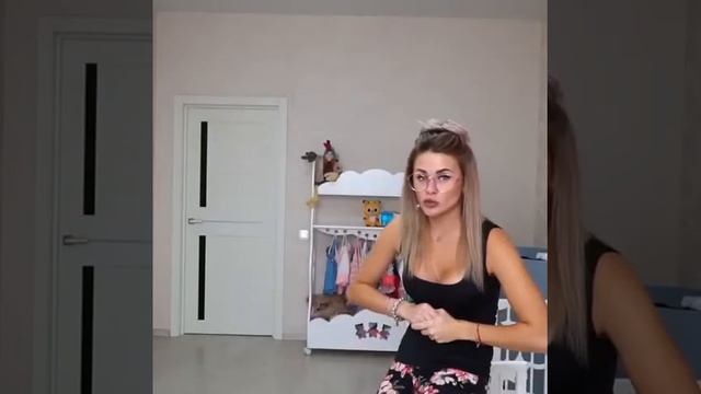 Лайк❤️🙌 И теперь пришло время оценки этой рубрики , позади много выпусков можно посмотреть по те смотреть онлайн