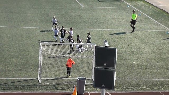 Детский футбол. Игра ФК Юнит Казань - Академика. 1-й тайм. Аскар Шакиров смотреть онлайн