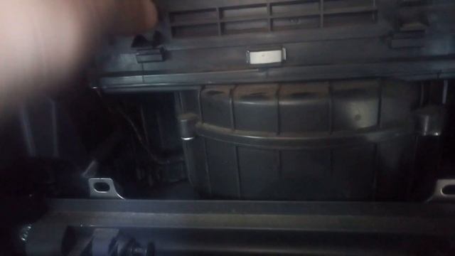 Замена фильтра салона Hyundai Tucson (Хюндай Туксон). Replacement Hyundai Tucson cabin filter смотреть онлайн