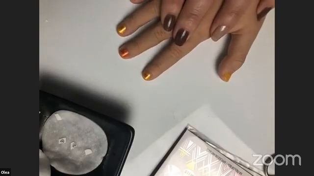 Быстрый и простой маникюр для больших и маленьких леди дома смотреть онлайн