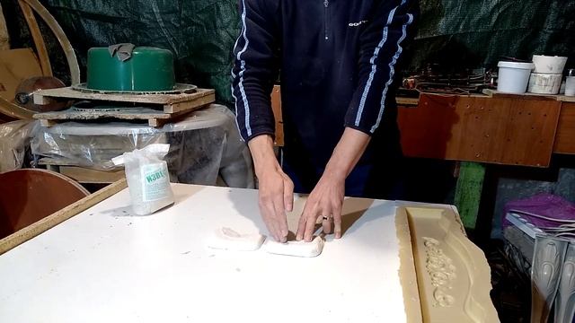 Как сделать форму из полиуретана для литья гипса. смотреть онлайн