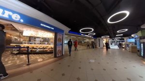 London Underground First Person Journey - Latimer Road to Chiswick Park via Hammersmith