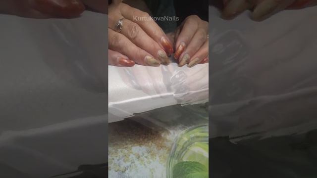 Нежный коричневый маникюр ?? смотреть онлайн