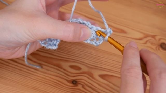 ?'After The Storm'? Crochet Scarf in 4 HOURS! - One Row Repeat & Beginner Friendly! смотреть онлайн