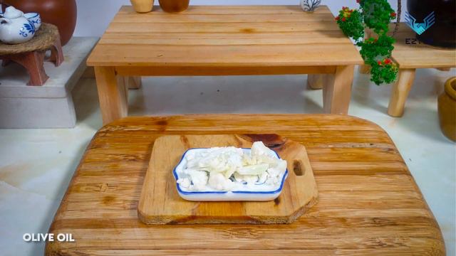 How to Make Steamed Mussels with Grilled Cauliflower | Spicy Mussels with Grape Seaweed |Tiny Food смотреть онлайн