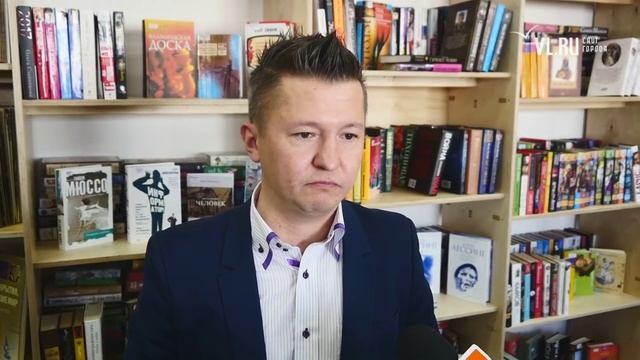 VL.ru - Библиотека № 16 открылась после ремонта на Котельникова смотреть онлайн