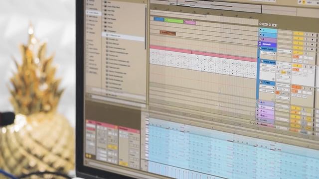 How to make TRACKS and not just LOOPS смотреть онлайн