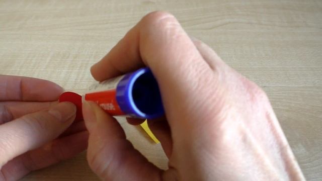 Как сделать открытку своими руками. Аппликация из бумаги. Детская поделка. смотреть онлайн