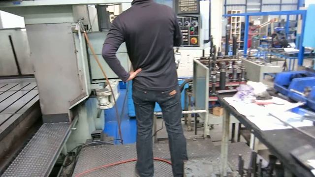 Awea LP5025YZ CNC BRIDGE TYPE VERTICAL MACHINING CENTER 2007 смотреть онлайн