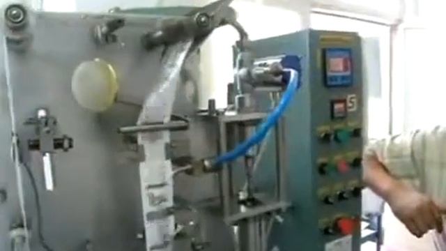 Упаковочное оборудование Автомат для фасовки и упаковки в “саше“ пакеты смотреть онлайн