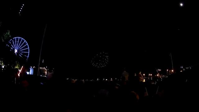 31. 4 июля 2017 года. Рядом с Navy Pier смотреть онлайн