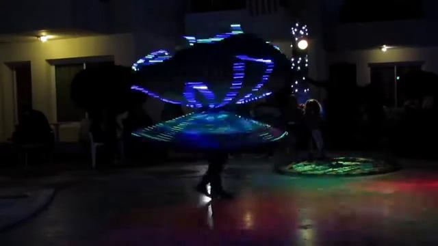 Танец с платьями -Танура (Dance with dresses - Tanoura dance) смотреть онлайн