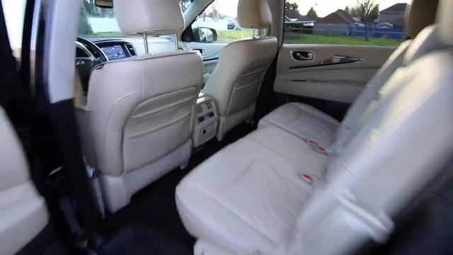 2016 INFINITI QX60 AWD with Drivers Assist Package makes your daily commute easier! смотреть онлайн
