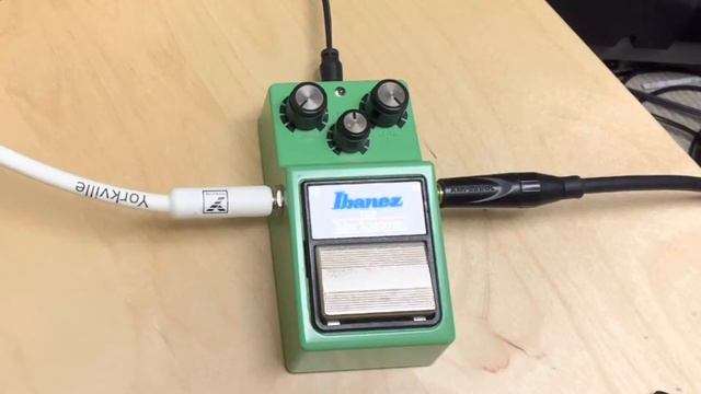 Ibanez TS9 Tube Screamer demo with Strat смотреть онлайн