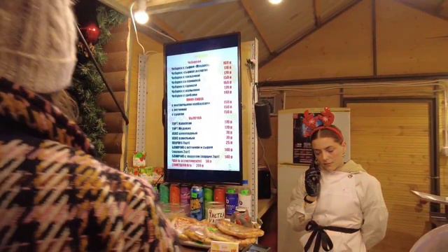 Вот как выглядит НОВОГОДНИЙ СЕВАСТОПОЛЬ. ❤площадь НАХИМОВА. С НАСТУПАЮЩИМ НОВЫМ ГОДОМ 🎄 смотреть онлайн