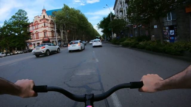 Щемлю в трафике на маленькой передаче смотреть онлайн