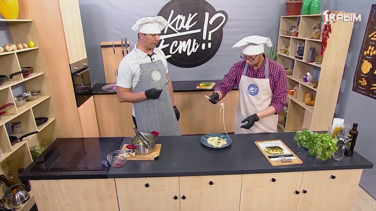 Готовим пасту aglio e olio с Сергеем Селимовым. Выпуск от 27.11.21