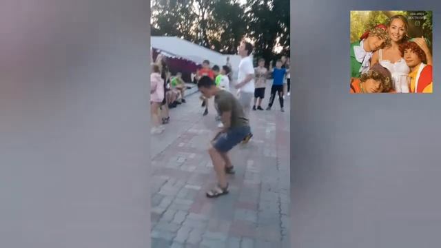 Серёга танцует под "Малинки такие вечеринки"! смотреть онлайн