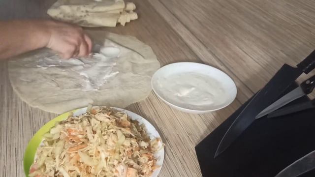 Шаурма на раз два?? Соус для шаурмы по-домашнему смотреть онлайн