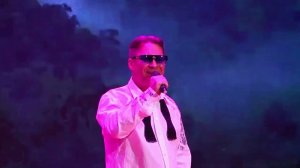 Пусть весь мир подождёт