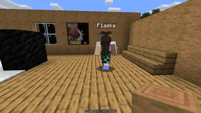 СТРОИМ ДОМ ГРЕННИ В РЕАЛЬНОЙ ЖИЗНИ В МАЙНКРАФТЕ ФЛАСКА И РУБИК СТРОЯТ ДОМ GRANNY MINECRAFT МУЛЬТИК смотреть онлайн