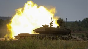 Российские военные разгромили ВСУ с помощью танкового тарана в районе Марьинки