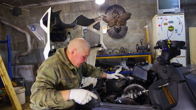 Снегоход Stels Viking 600. Замена масла в КПП. Как поменять масло на снегоходе Стелс. смотреть онлайн