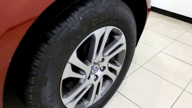 VOLVO XC60 2.0 D4 SE NAV 5DR 178 BHP SAT NAV Bluetooth 1 Owner Full Service History смотреть онлайн