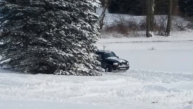 Off road in my 1998 Ford Ranger XLT 4x4 , Ford Ranger in deep snow, Michigan snow storm 2021 ranger смотреть онлайн