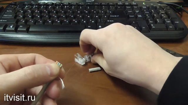 Как обжать витую пару коннектором RJ45 ? смотреть онлайн