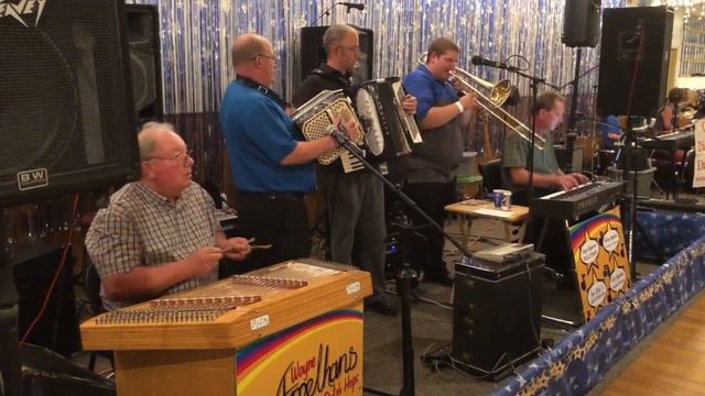 Wayne Appelhans & The Dutch Hops Big Sky Polka Fest Billings, MT 8-31-19 Bright Eyes Waltz смотреть онлайн