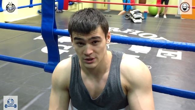 Тренировка спины в "натураху". Зачем тренер тренеру? #DarkFit смотреть онлайн