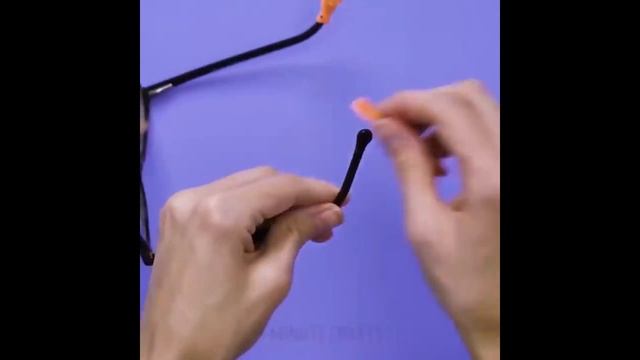 ЛАЙФХАК ЧТОБЫ НЕ СПАДАЛИ ОЧКИ!!!!!!!!!!!!!!!! смотреть онлайн