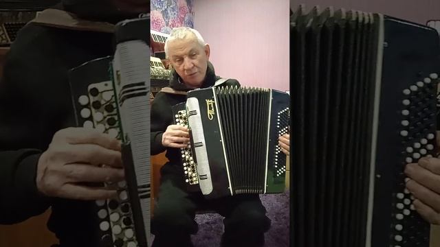 баян *Тембр* с регистром смотреть онлайн