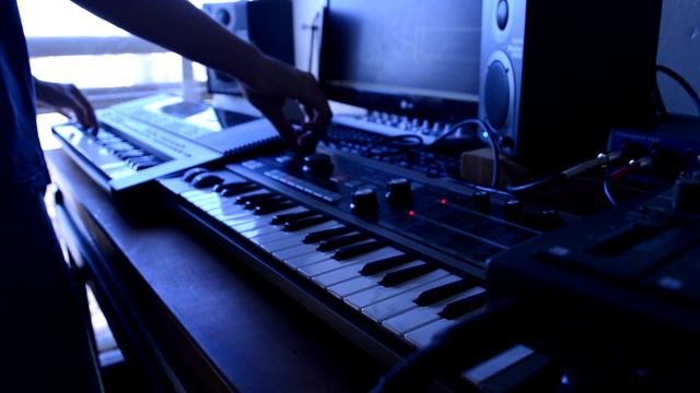 Microkorg + Yamaha pss 480 - Ambient смотреть онлайн