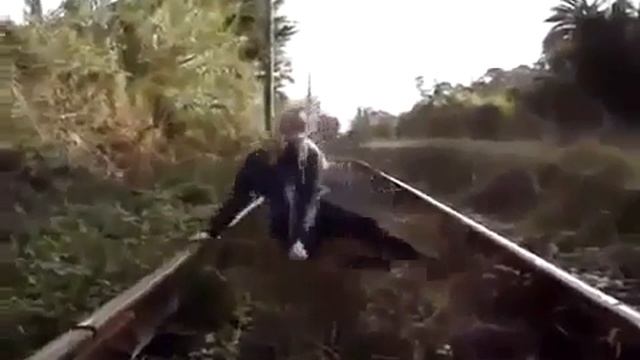 Хорошая попытка отучить от подобных забав.)) смотреть онлайн