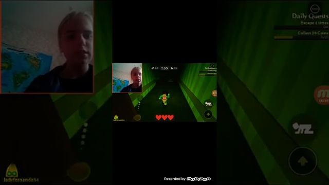 Сбегаю от сумасшедшего бананчика в Roblox! Banana eats! ( Так игра называется) смотреть онлайн
