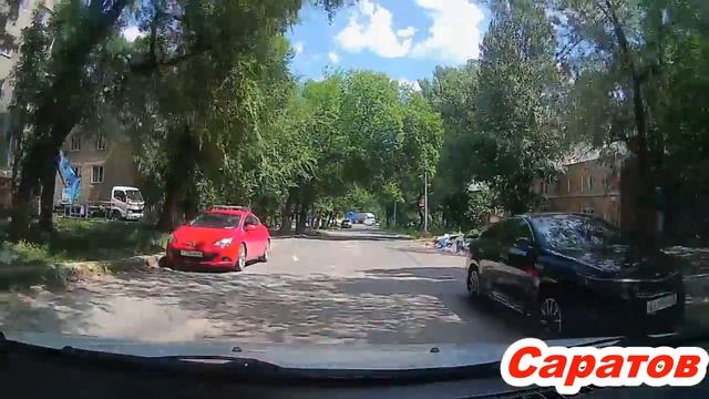 Саратов ул Рябиновская, Захарова,Курдюмская,Офицерская,Вишнёвая,проспект 50 лет Октября 09.07.2021 смотреть онлайн