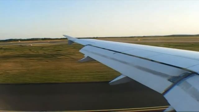 Anflug und Landung in/Approach and landing at Köln-Bonn/Cologne-Bonn (CGN) смотреть онлайн
