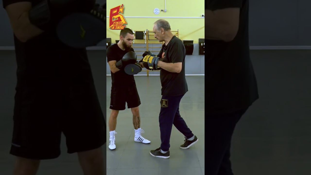Марк Мельцер как правильно бить двойку боксеру #бокс #техникабокса смотреть онлайн